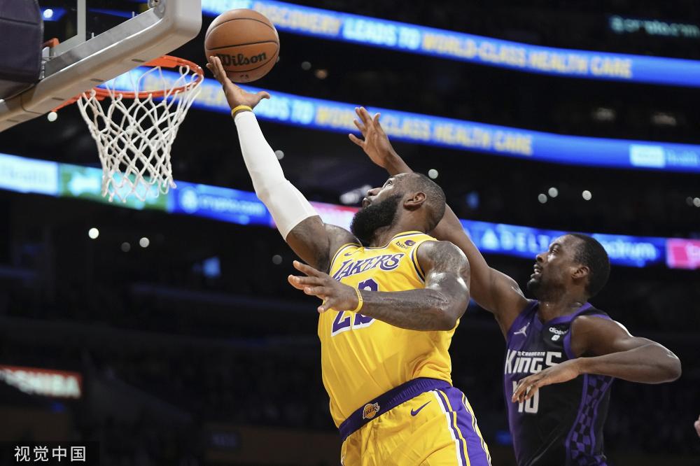 乔丹退役后仍是金钱收割机！身价高达41亿，转职解说员声援詹姆斯